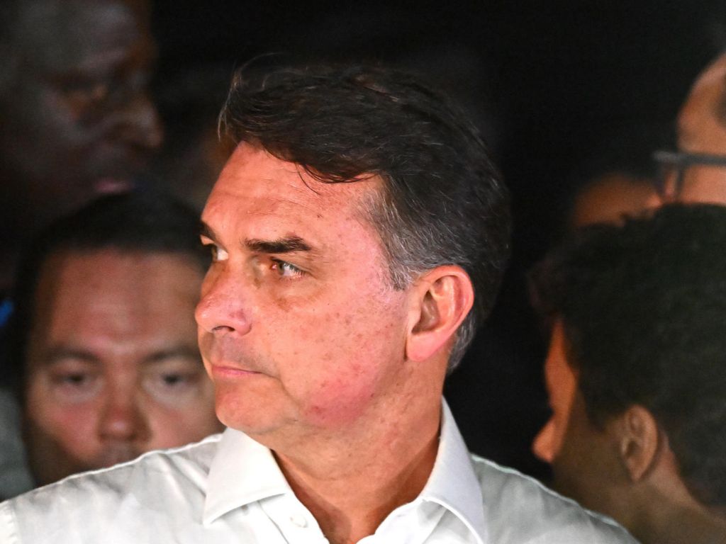 Flávio Bolsonaro anulación elecciones Brasil