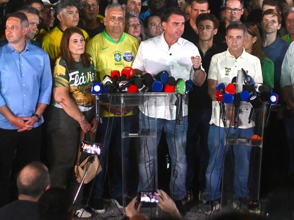 partido flávio bolsonaro lula brasil